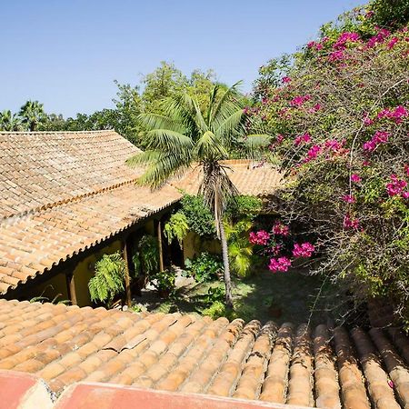 Bellasombra Suites Las Palmas Exterior photo