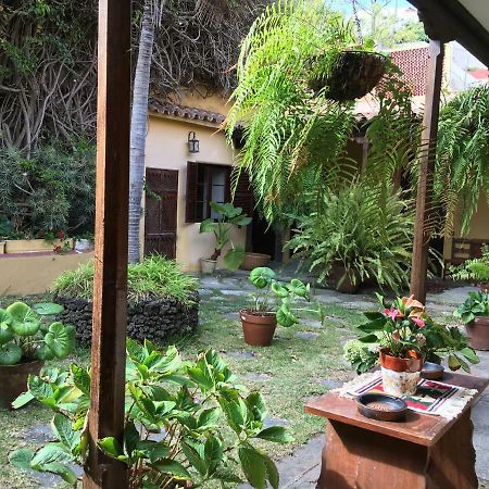 Bellasombra Suites Las Palmas Exterior photo