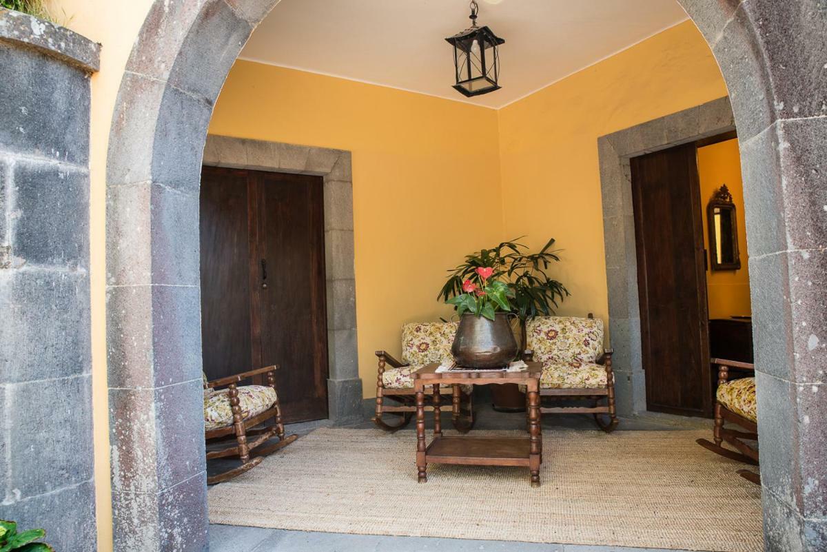 Bellasombra Suites Las Palmas Exterior photo