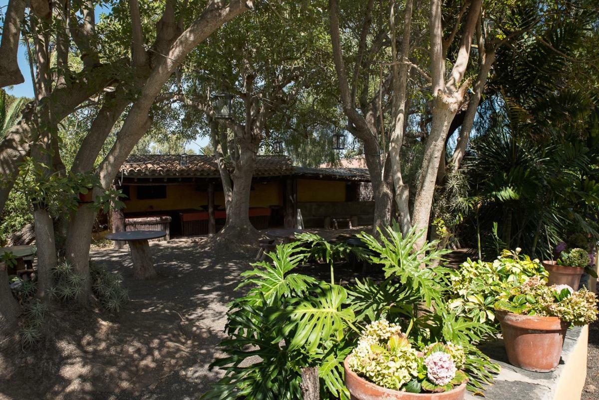 Bellasombra Suites Las Palmas Exterior photo