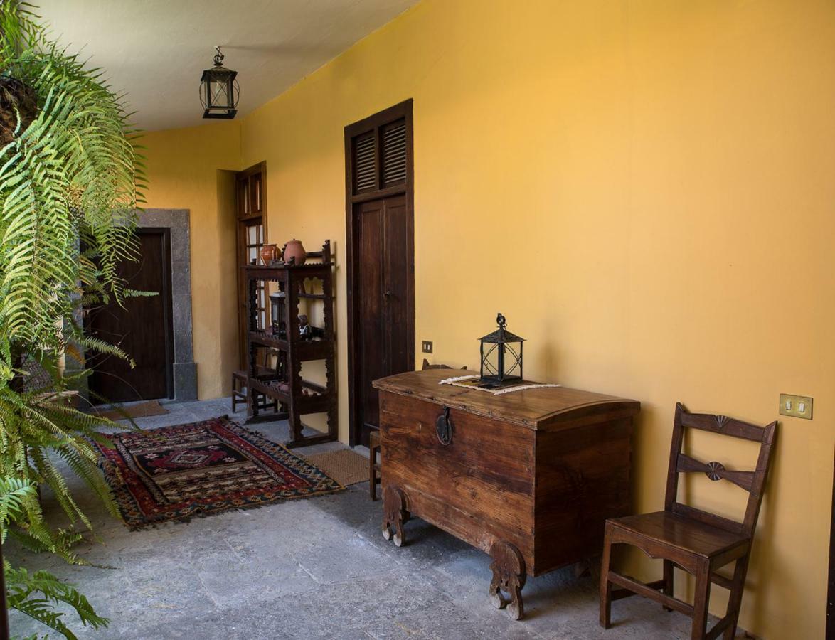Bellasombra Suites Las Palmas Exterior photo