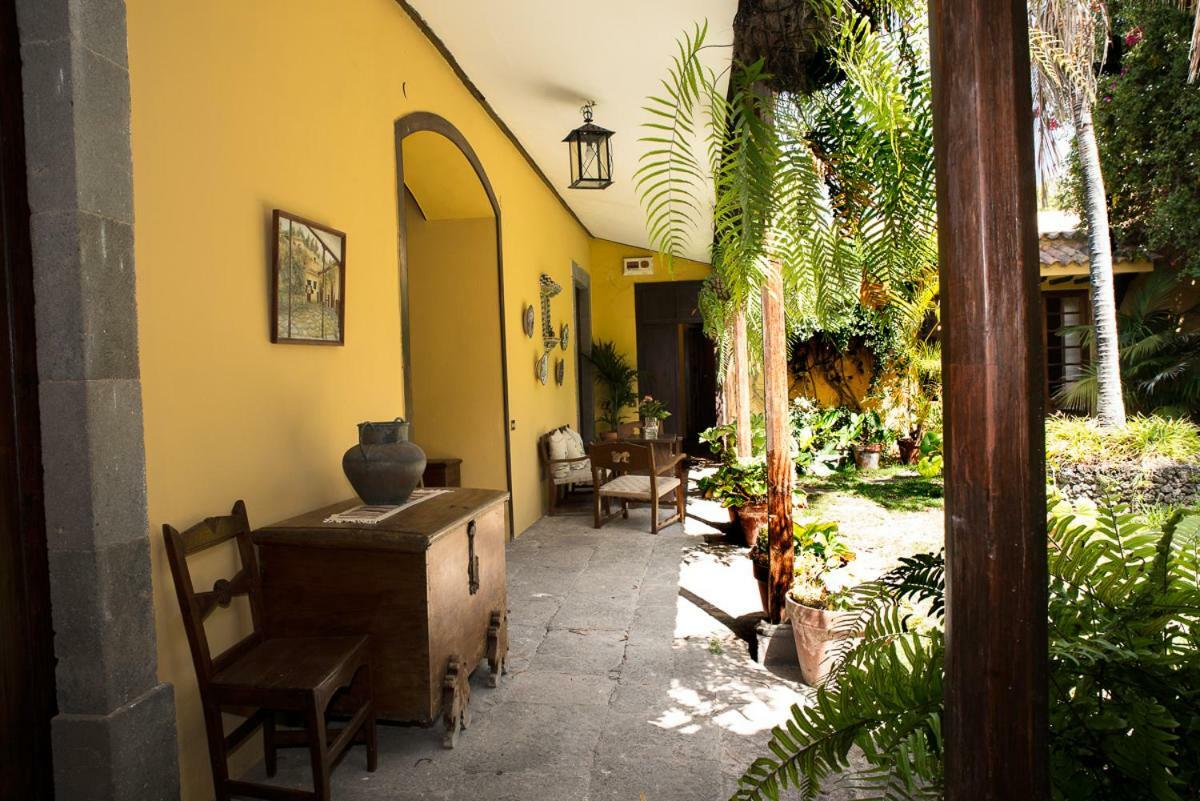 Bellasombra Suites Las Palmas Exterior photo