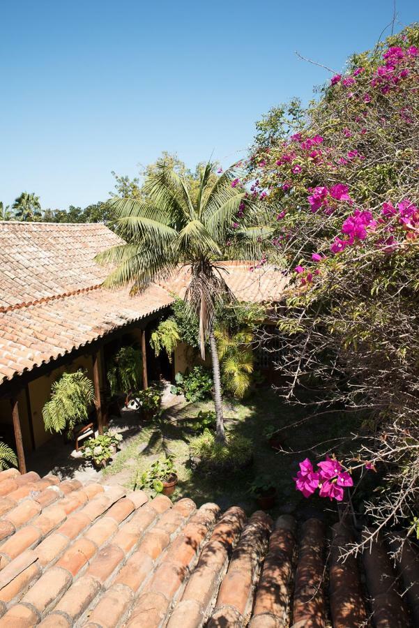 Bellasombra Suites Las Palmas Exterior photo